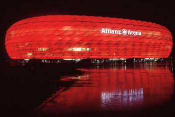 Allianz Arena rot