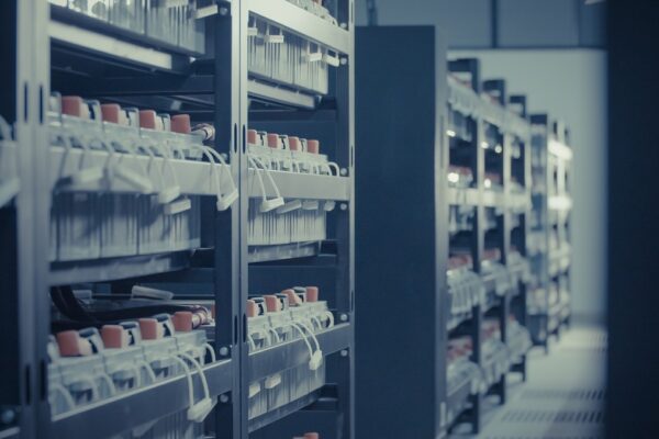 data center LoB Pixa Akela