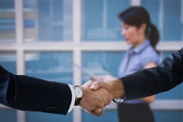 geralt shaking hands LoB Pixa